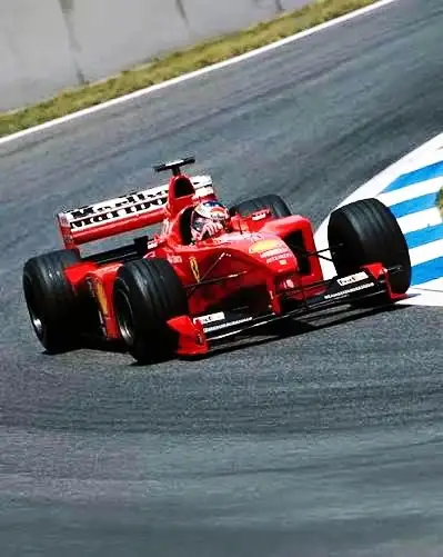 McLaren MP4/14 εναντίον Ferrari F399: Η μάχη της απόλυτης ταχύτητας απέναντι στην απόλυτη αποτελεσματικότητα